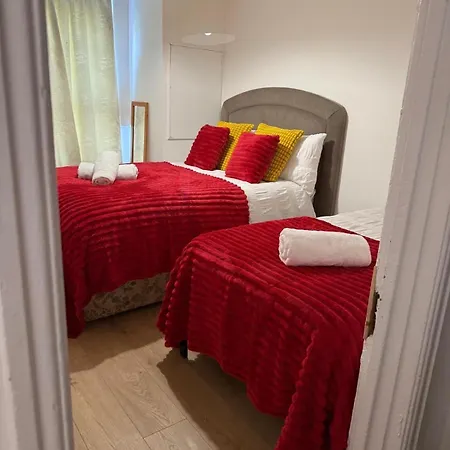 Гостьовий будинок 5 Brunswick St - Bedroom 02 Downstairs