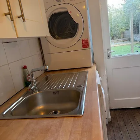 5 Brunswick St - Bedroom 02 Downstairs