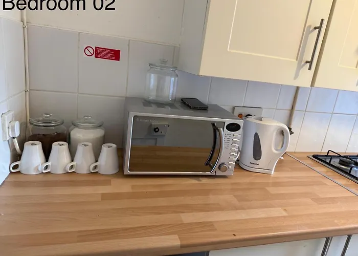 5 Brunswick St - Bedroom 02 Downstairs Μπρίστολ