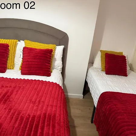 5 Brunswick St - Bedroom 02 Downstairs Bristol