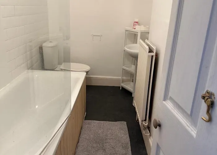 5 Brunswick St - Bedroom 02 Downstairs 招待所 *